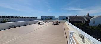 Cape May Condo Getaway w/ Rooftop Deck, Onsite Parking, 1/2 Block to the Beach