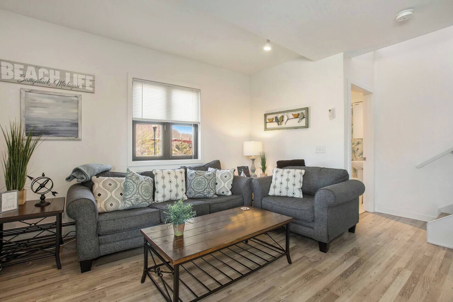 电视、电子游戏