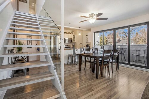 Downtown Saugatuck Condo w/deck - Pets are welcome