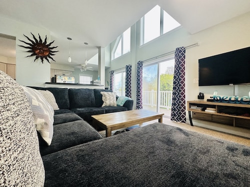 Delaware Bay Views/Sunsets/Zoo/Wineries/Golf/Pool/near Cape May_Wildood Beaches