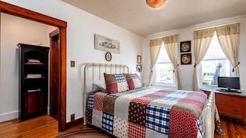 3 chambres, fer et planche à repasser, Wi-Fi gratuit, draps fournis