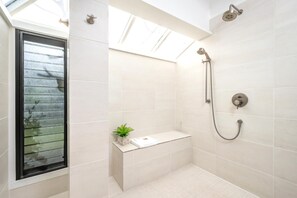 Shower, hair dryer, towels - KBM Resorts | FREE CAR | Kapalua Bay Villa | Oceanfront | 1-Bedroom Condo, Beautifully Remodeled! KBV-28G2 (Lahaina)