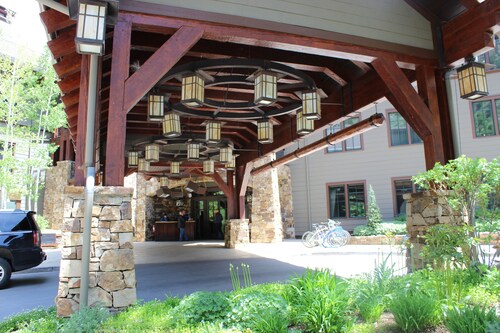 Ritz Carlton Club - Suuri hinnat