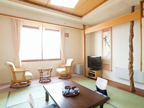 Living area - Shibetsugawa Onsen Puruke no Yakata Hotel Kawabata (Shibetsu)