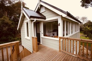 Sundeck - The Signal Box (Whanganui)