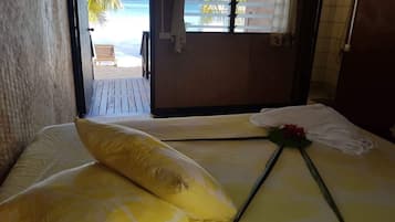 Bungalow Keluarga, pemandangan pantai | Brankas, didekorasi berbeda-beda, dan tempat tidur bayi gratis