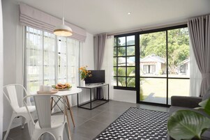 デザイン シングルルーム | 客室の設備とサービス