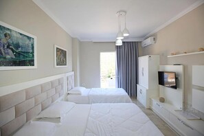 Triple Room - Hotel Mare (Ksamil)