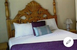 5 bedrooms, iron/ironing board, WiFi