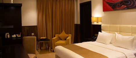 Standard Double or Twin Room, 1 Large Twin Bed | 1 bedroom, minibar, in-room safe, individually decorated