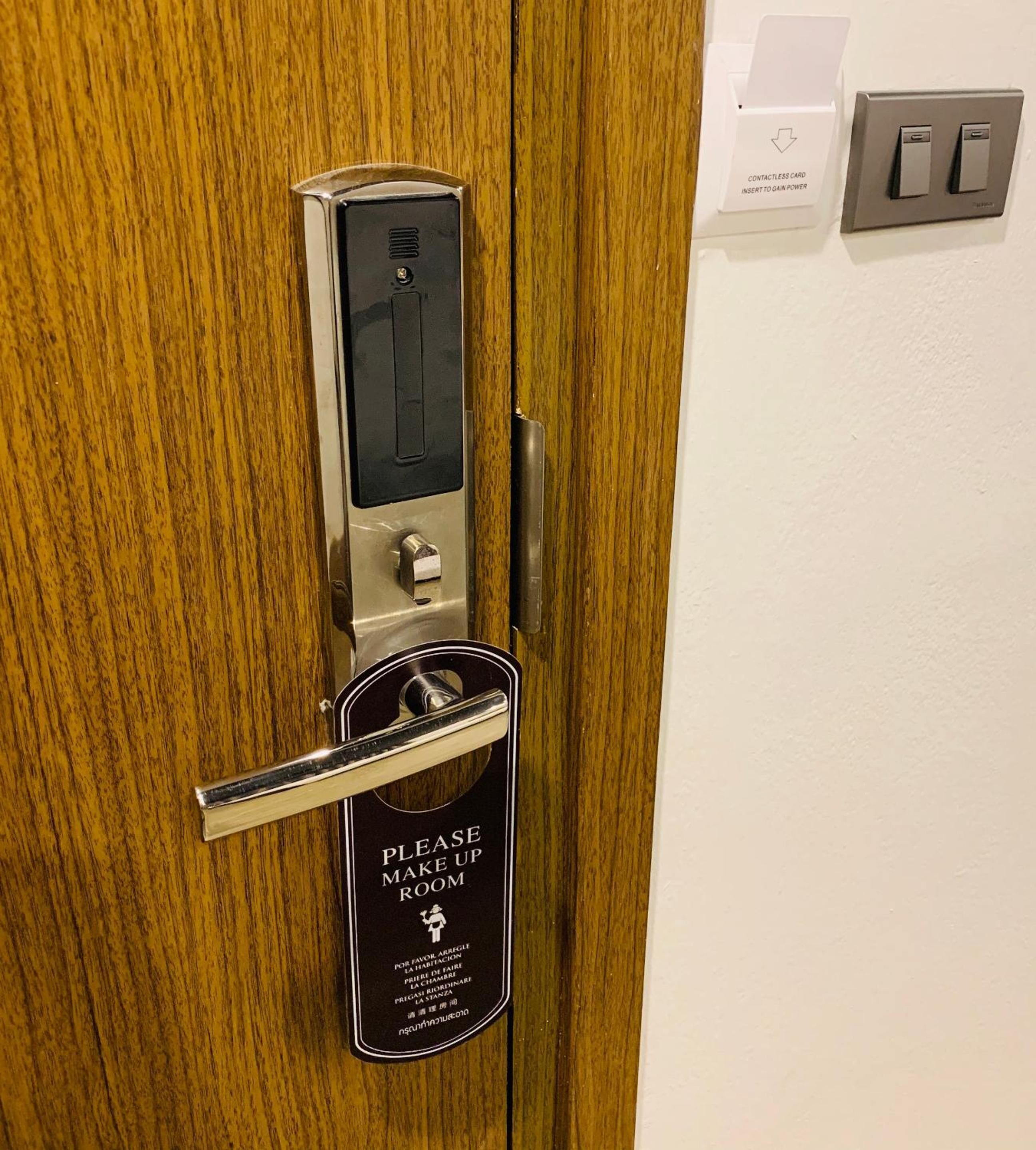 Photo - Toptel Thaphra - ท็อปเทล ท่าพระ