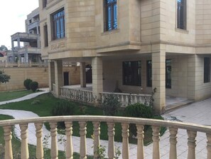 Pemandangan dari hartanah