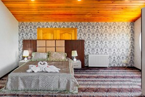 Apartment, Balcony | Katil lipat simpan/tambahan, Wi-fi percuma, cadar katil 