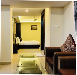 基本開放式套房 | 隔音、免費無線上網、無障礙通道