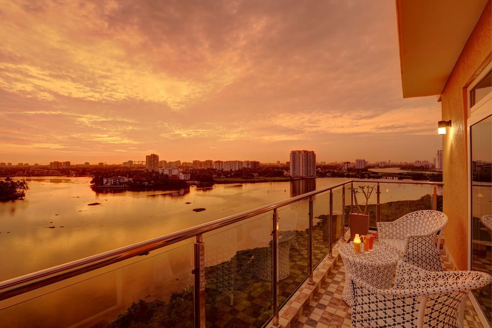 JVK Park Hotel