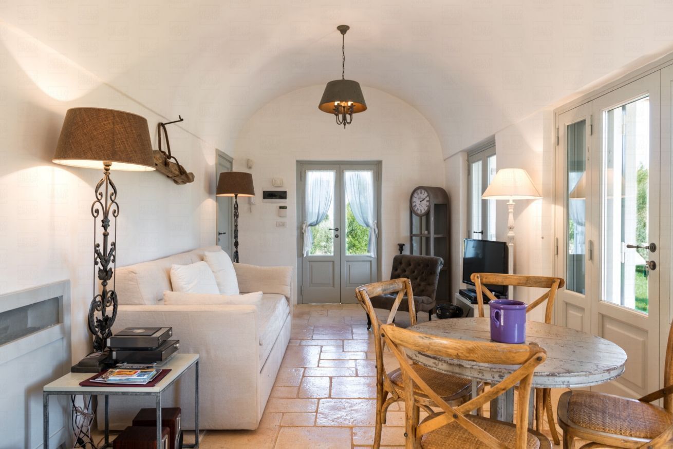 Higo Chumbo: Apartamento Con Piscina Privada En Colonial De Lujo - Monopoli