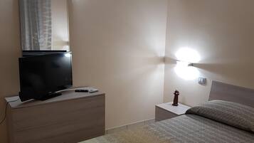 1 chambre, accĂšs Internet, draps fournis