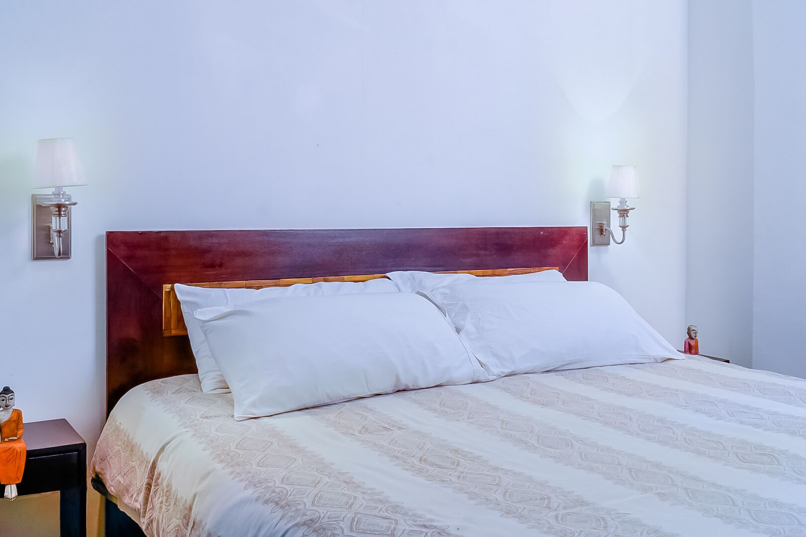 1 bedroom, internet, bed sheets