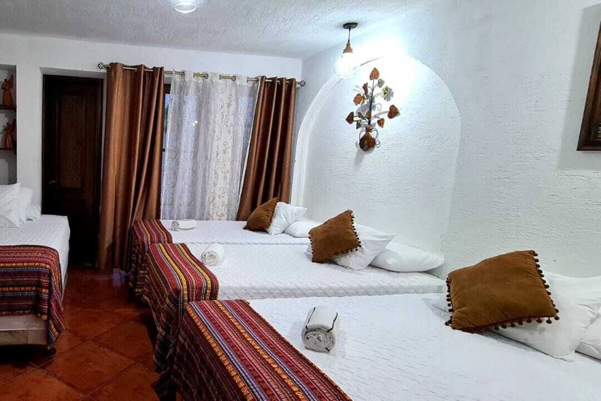 Family Room (#1)
