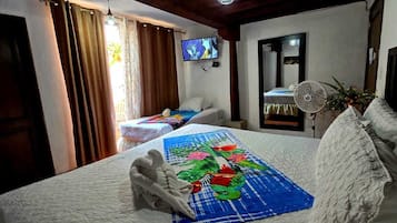 Quarto (#3) | Quartos à prova de som, Wi-Fi de cortesia, roupa de cama