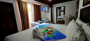 Habitación (#3) | Sistema de insonorización, wifi gratis, ropa de cama