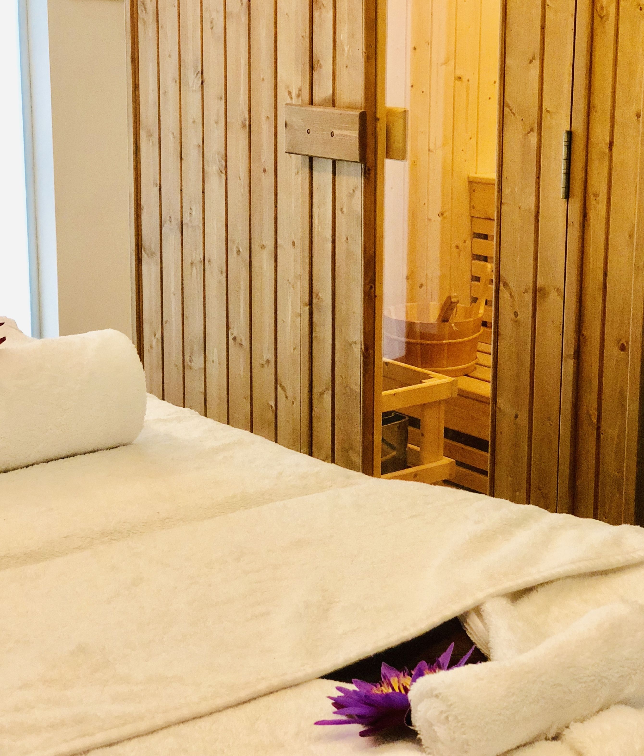 couples treatment room(s), hot stone massages, deep-tissue massages