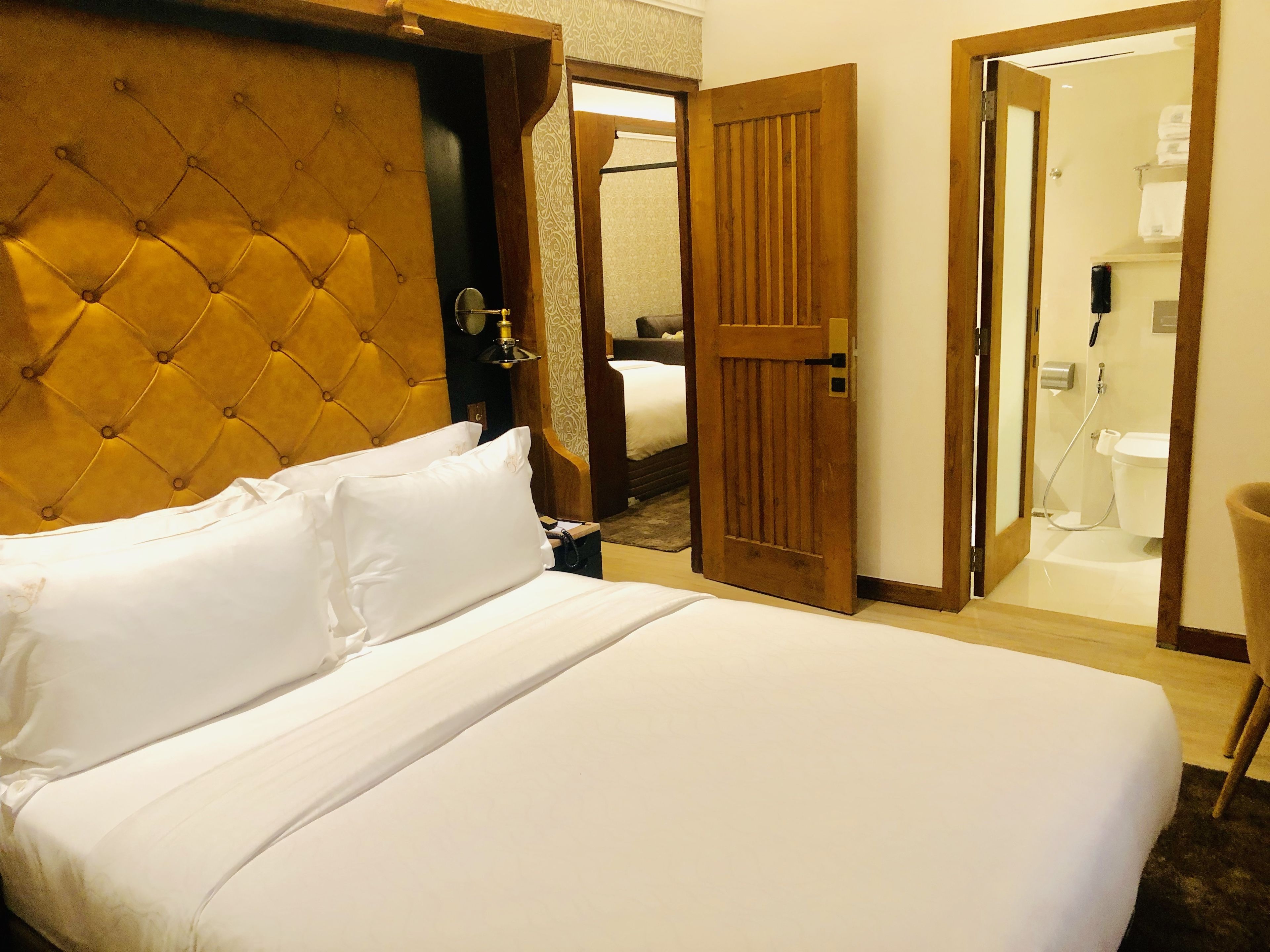 1 bedroom, egyptian cotton sheets, premium bedding, pillow-top beds