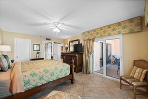 3 Schlafzimmer, Bügeleisen/Bügelbrett, Reisekinderbett, WLAN