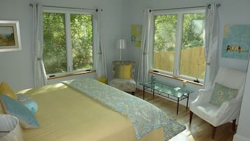 2 bedrooms, in-room safe, iron/ironing board, travel cot