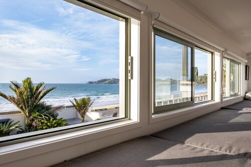 Prime beachfront position on Waiheke Island.