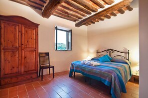 2 bedrooms, in-room safe, iron/ironing board, WiFi