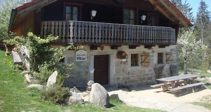 Chalet de montagne de charme dans un endroit de rêve pour un séjour indépendant