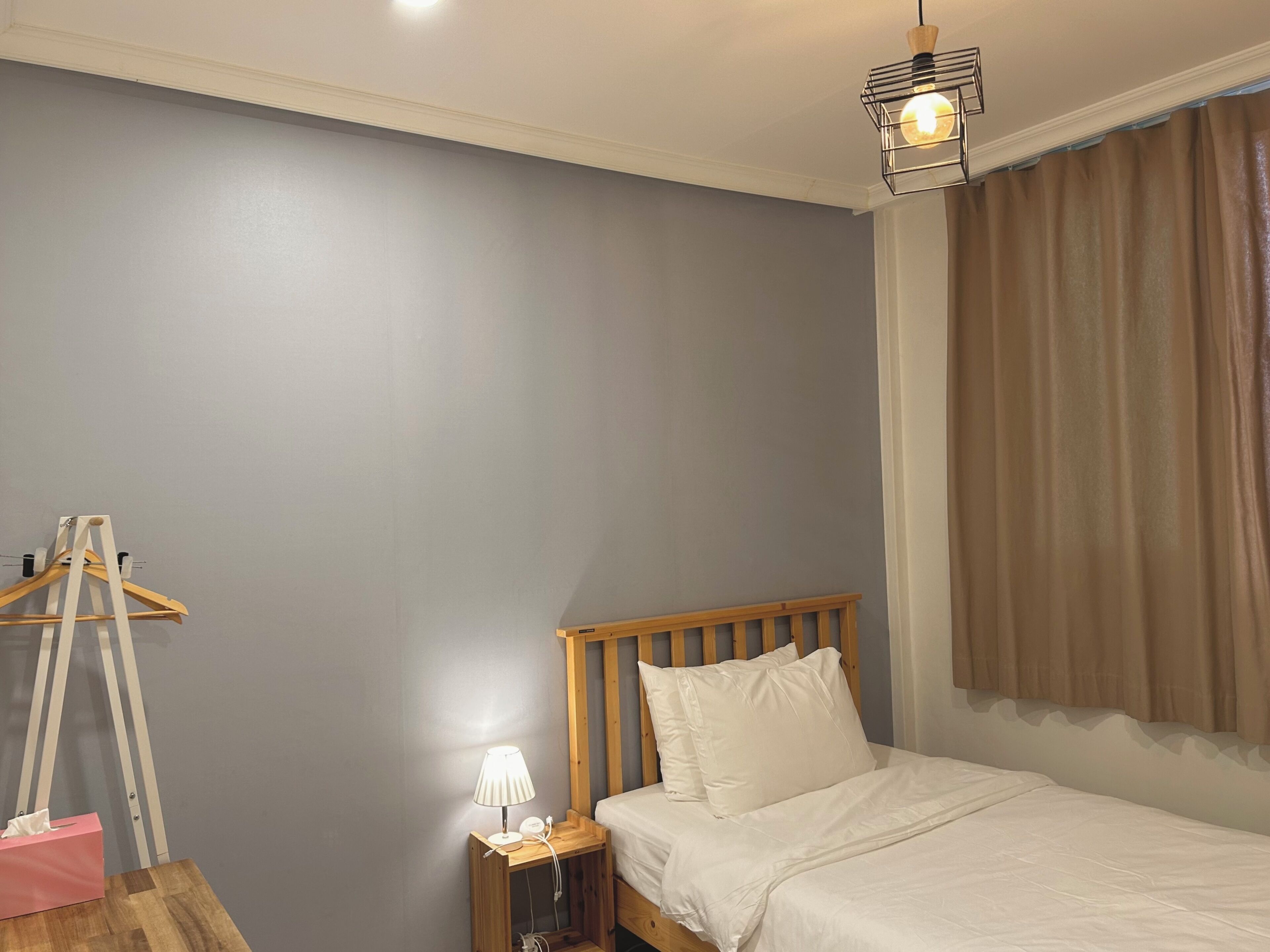 Single Room | Premium bedding, free WiFi, bed sheets