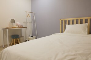 Single Room | Premium bedding, free WiFi, bed sheets - Hostel Espace (Chuncheon)