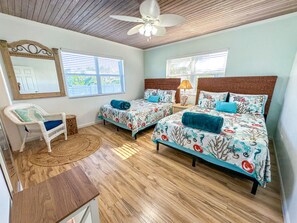 4 Schlafzimmer, Bügeleisen/Bügelbrett, WLAN, Bettwäsche