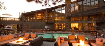 Luxurious + Elegant Condo for 8 | Great Location!