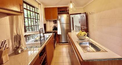 Landhaus-4BR mit unbegrenztem WIFI & DSTV