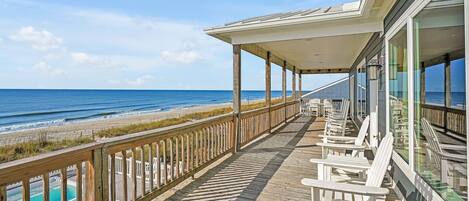 المنطقة المحيطة بالمنشأة