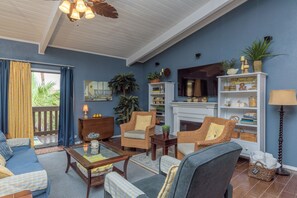 Smart TV, fireplace, DVD player, books