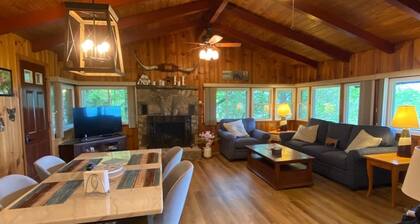 Huvila pilvissä, kauniit vuoristomaisemat