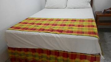 1 bedroom, Egyptian cotton sheets, Tempur-Pedic beds, in-room safe