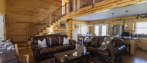 TV, peis, DVD-spiller og bøker