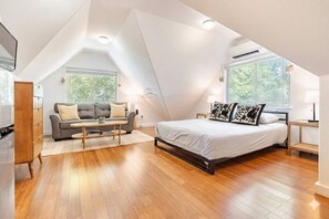 1 bedroom, desk, iron/ironing board, travel cot