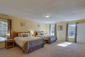 5 chambres, lit avec matelas en mousse à mémoire
