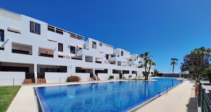 Al 318 - Penthouse with terrace near the beach