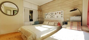 2 chambres, fer et planche Ă repasser, Wi-Fi gratuit, draps fournis
