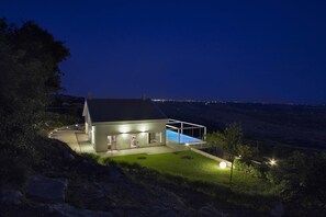 Exterior - Villa Afrodite for groups:infinity pool,tennis court,bbq,wi-fi and amazing views (Ragusa)