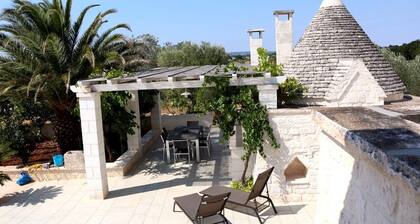 Trullo mágico en Cisternino con todas las comodidades, wifi gratis y estacionamiento
