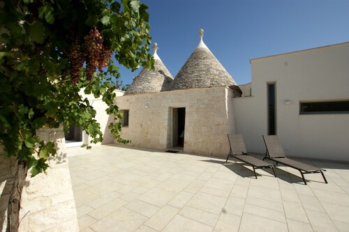 Charming trullo in Cisternino in Valle d’Itria, AC, free WIFI & parking