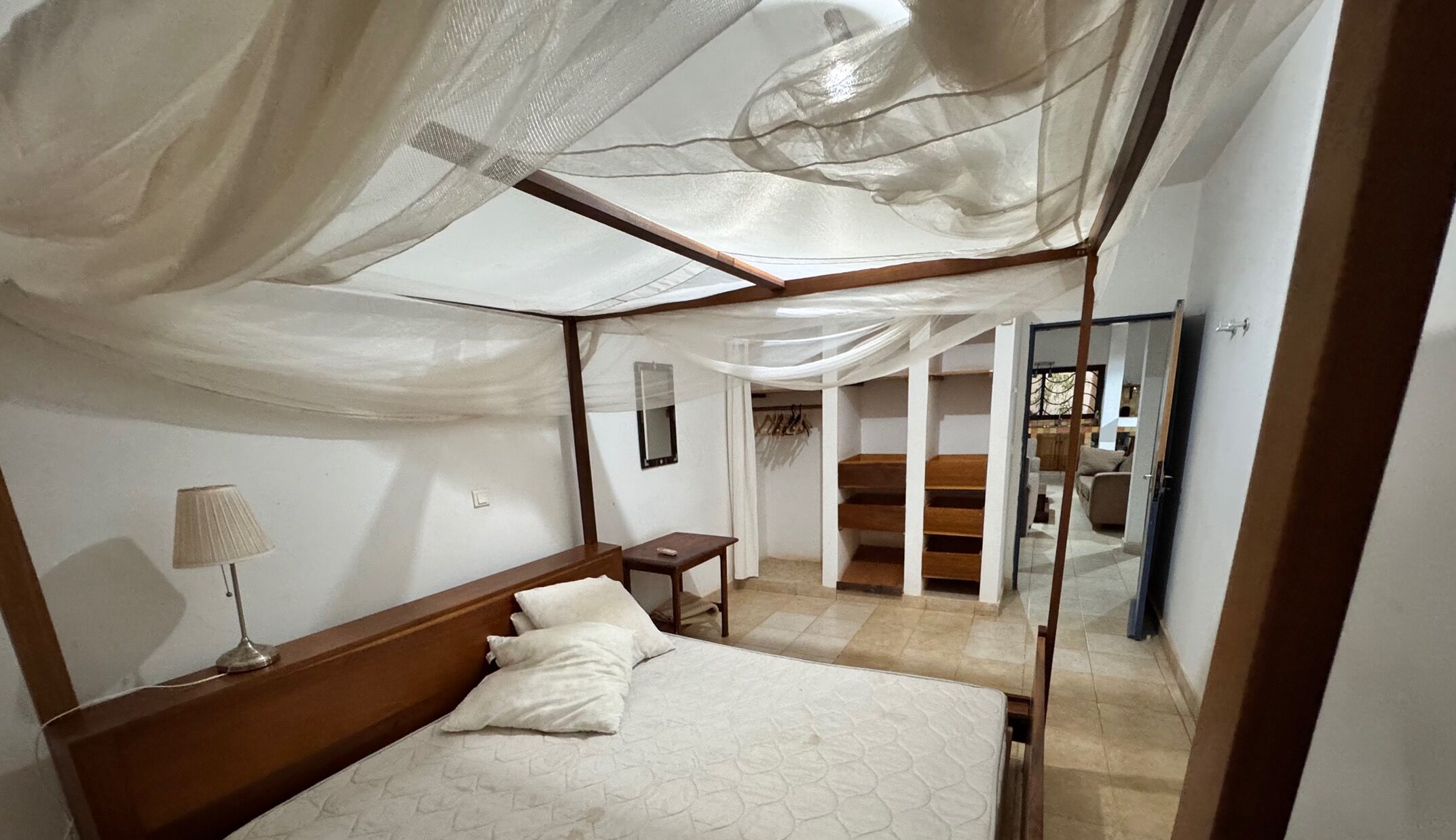 3 bedrooms, in-room safe, iron/ironing board, travel cot